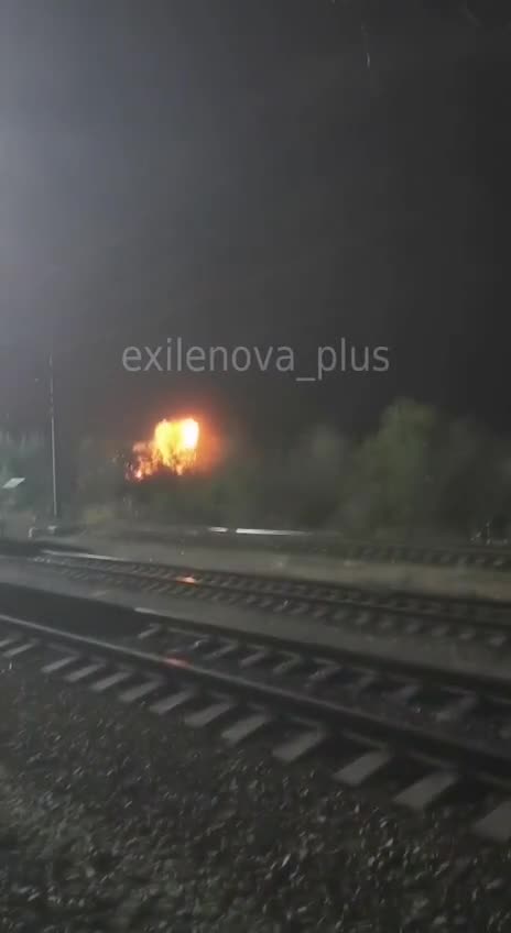 💥 Drone attacks targeted a port in Tuapse and a railway near Rostov, according to Russian