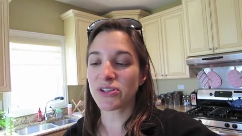 I Don't Eat My Bath Bombs (April 22, 2013)