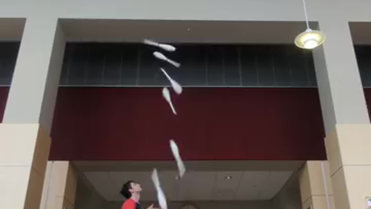 7 club shoulder throw/catch!