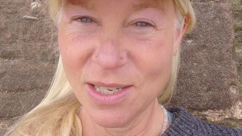 How to Deal With Conflict if you have Abandonment Issues? STAY! [Jenny Luscombe EFT]