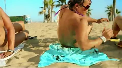 LMFAO - Sexy and I Know It