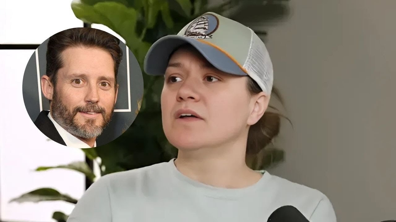 Kelly Clarkson Shades Ex-Husband While Talking Co-Parenting