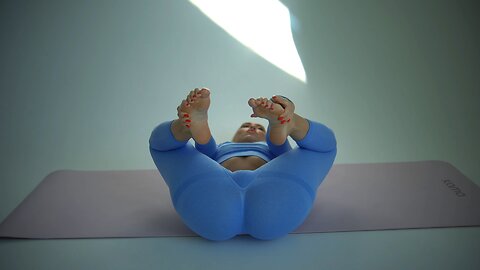 Sexy Butt Yoga Art Hip Stretching with Maria Star ⭐