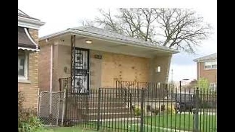 Fed-Up Chicago Homeowner Sleeps in Living Room to Oust Squatters