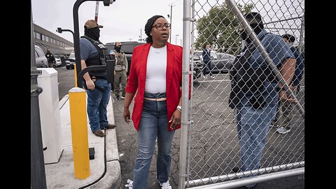 Dem Indicted After Confrontation at ICE Detention Center, Faces 17 Years in Prison