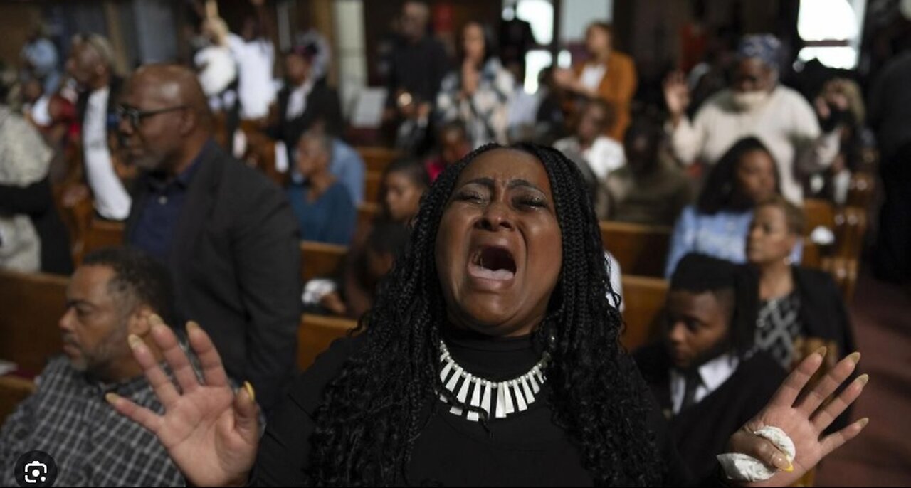 Chicago Churches Urge Calm Resistance Ahead of Expected Federal Intervention