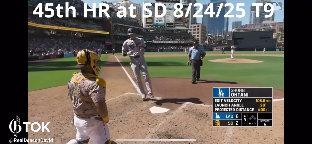 EPIC: After his 45th HR - Shohei response to San Diego Heckler next to Dodgers dugout