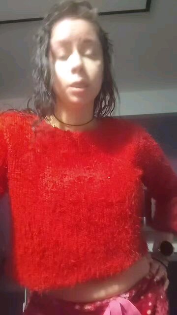 Travis kelce and Taylor Swift are engaged🙄