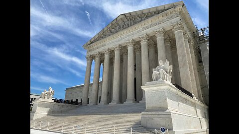 Americans Lose Faith in Supreme Court as Political Neutrality Plummets to Historic Lows