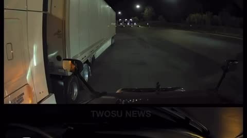Meanwhile in Indiana...just another pajeet truck driver imported by jews doing dumb shit