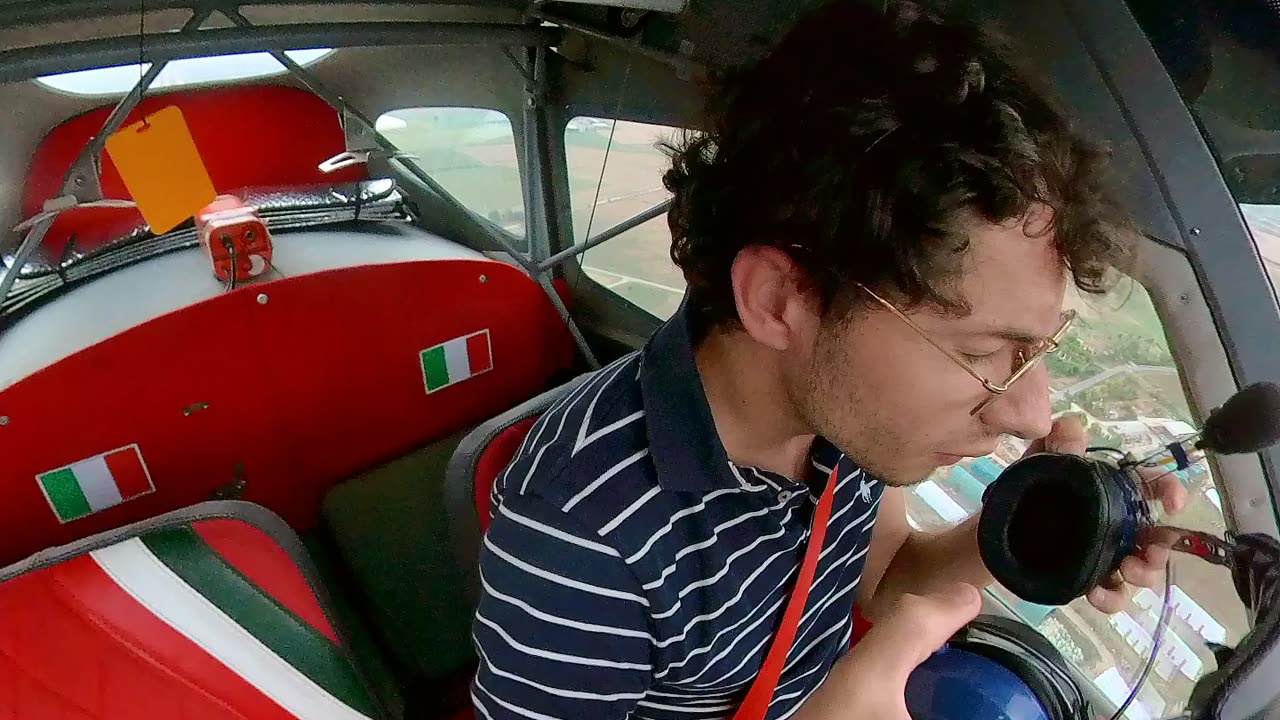 Student Pilot's Plane Falling Because of Windshear