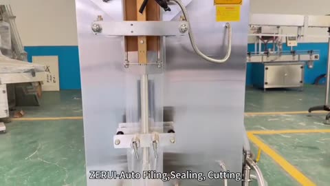 Automatic Production Plastic Bag Drinking Pure Sachet Pure Water producing machine