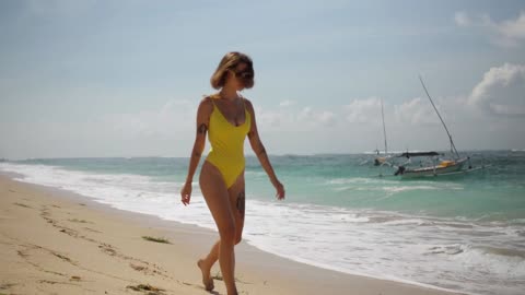 Gorgeous Bikini Model Slays the Beach Look | Stunning Summer Vibes