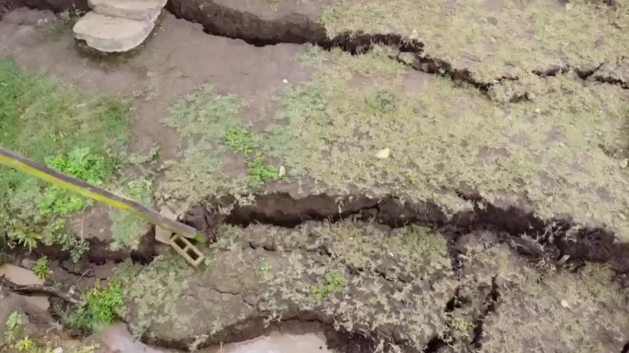 Crater destroys homes in KZN