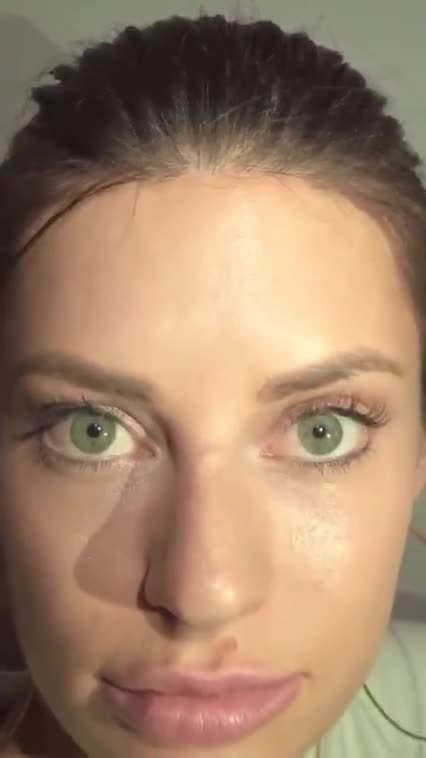 SCIENCE GIRL CAN CONTROL HER PUPIL'S DILATION AND CONSTRICTION 👁 CAN YOU DO IT⁉️