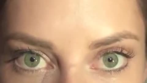 SCIENCE GIRL CAN CONTROL HER PUPIL'S DILATION AND CONSTRICTION 👁 CAN YOU DO IT⁉️