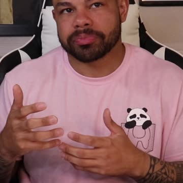 The Secret to Clickable Thumbnails — Tell a Story!