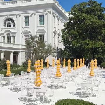 WH says Trump PERSONALLY 'playing Let It Be'