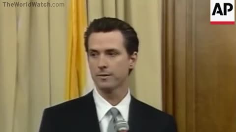 Newscum does NOT want you to share this video of him apologizing...