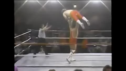 (1990.10.01) Dr. Death Steve Williams vs Little Davey Meltzer - UWF