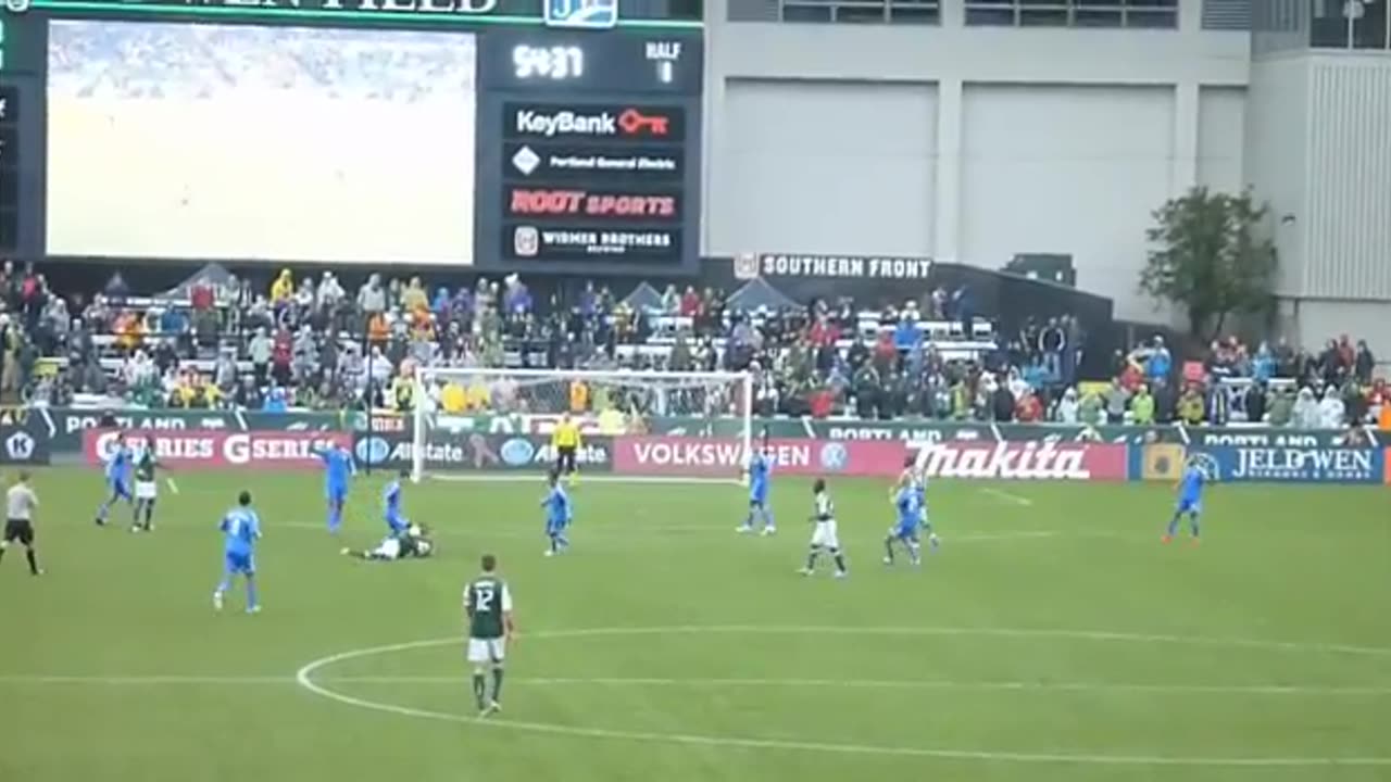 Un OVNI sphérique atterrit et est retrouvé en Colombie ! Mais la Buga Sphère est-elle une arnaque ?