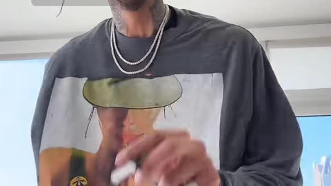 Flocko waking it up on Papi