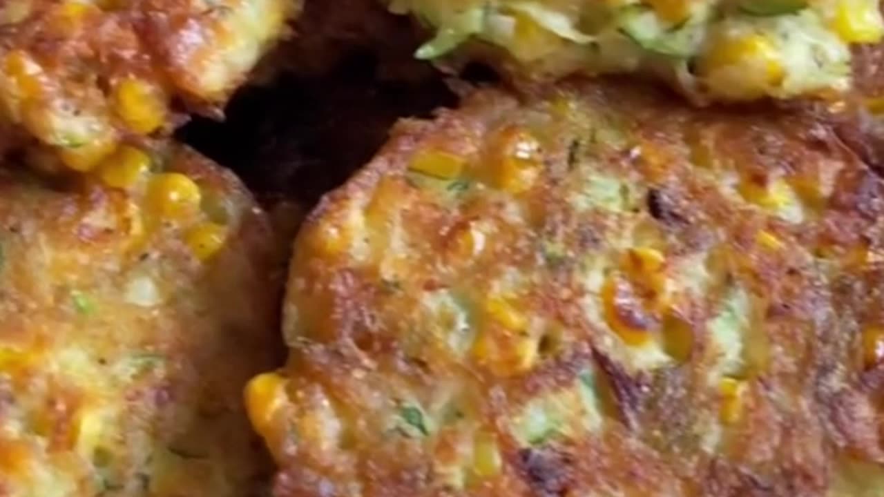 Zucchini Corn Fritters 🙌🏽 so amazing