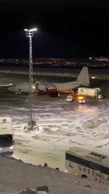 Danish military forces start arriving in Greenland