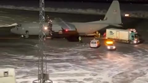 Danish military forces start arriving in Greenland