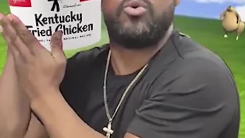 KFC lanza el menú Don Pollo con cartas de memes y juguetes para niños 🍗🤔 #donpollo #kfc #juguetes #c