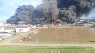 🔥 New video from Feodosia (Crimea). Oil depot on fire. October 13.