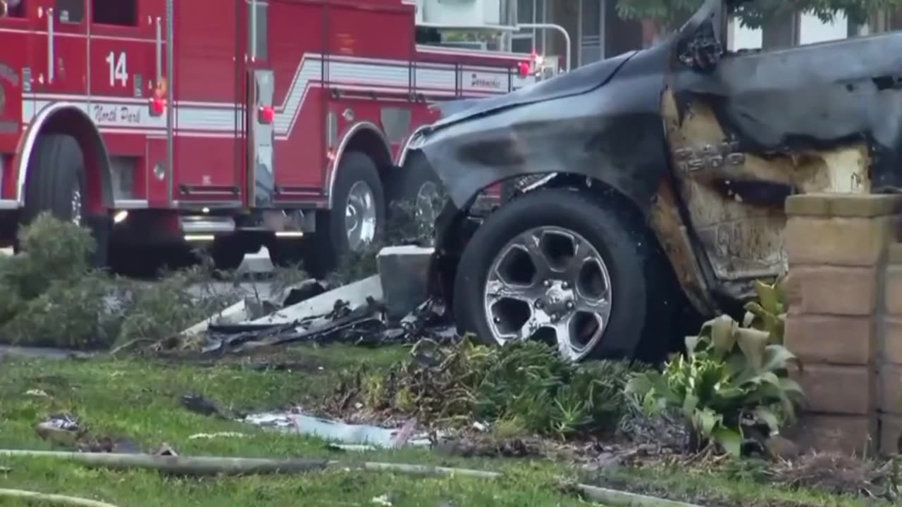 Avionetá cayó a un barrio de San Diego, California
