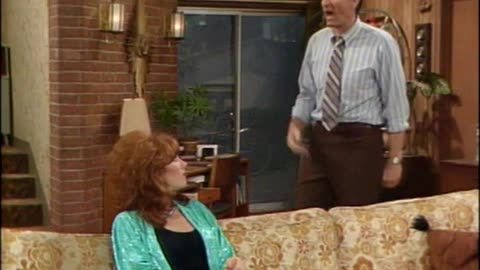Married With Children "MARRIED W/ PROM 👑 QUEEN"