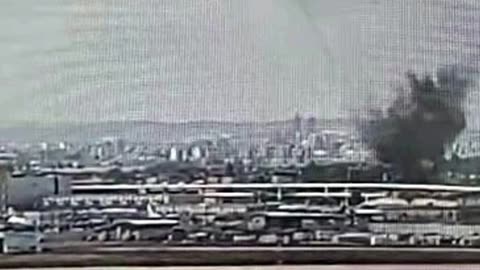 Houthi Missile Hits Ben Gurion Airport, 6 Injured in Israel Attack 🚨✈️