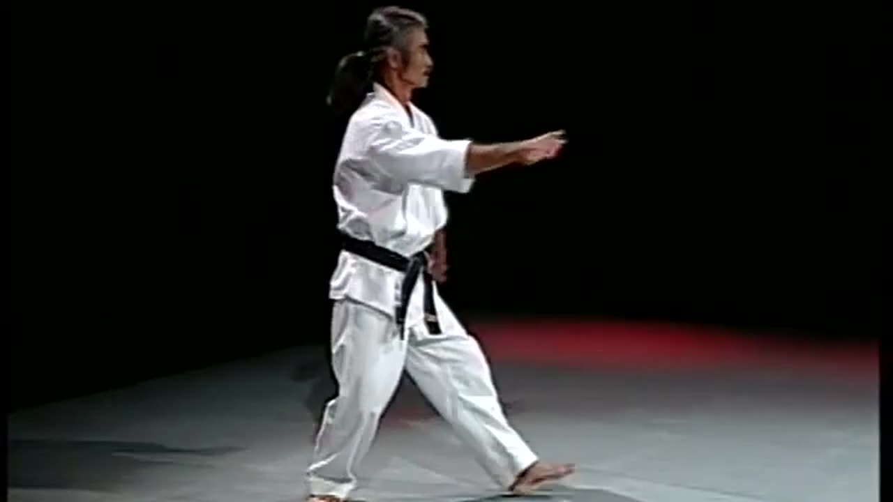 Uechi-Ryu Karate: Pangainoon (Part 2 of 5)