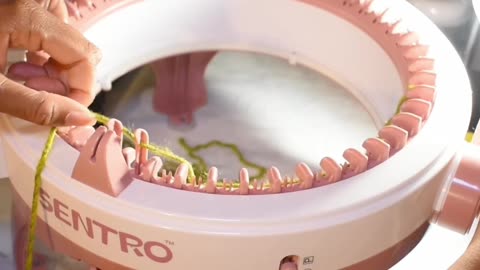 Best Yarn for Your Knitting Machine: A thin 4 weight or a thick 3 weight