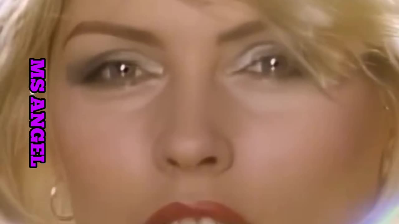 THIS IS HOW BLONDIE'S DEBBI HARRY LOOKS NOW!!