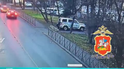 Kid Sets Fire to Vehicle of The Conscription Office Who Stole His Father