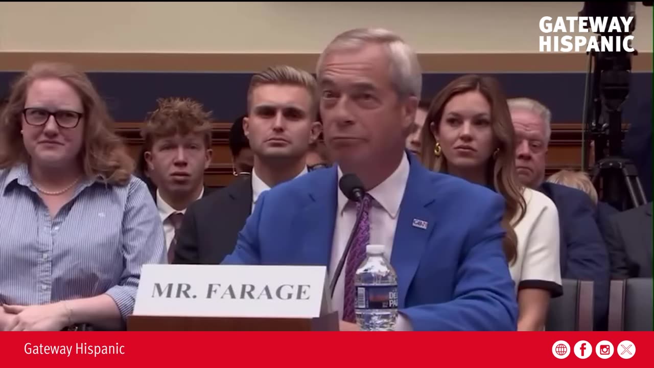UK: Nigel Farage Condemns Citizen Persecution for Dissenting Opinions