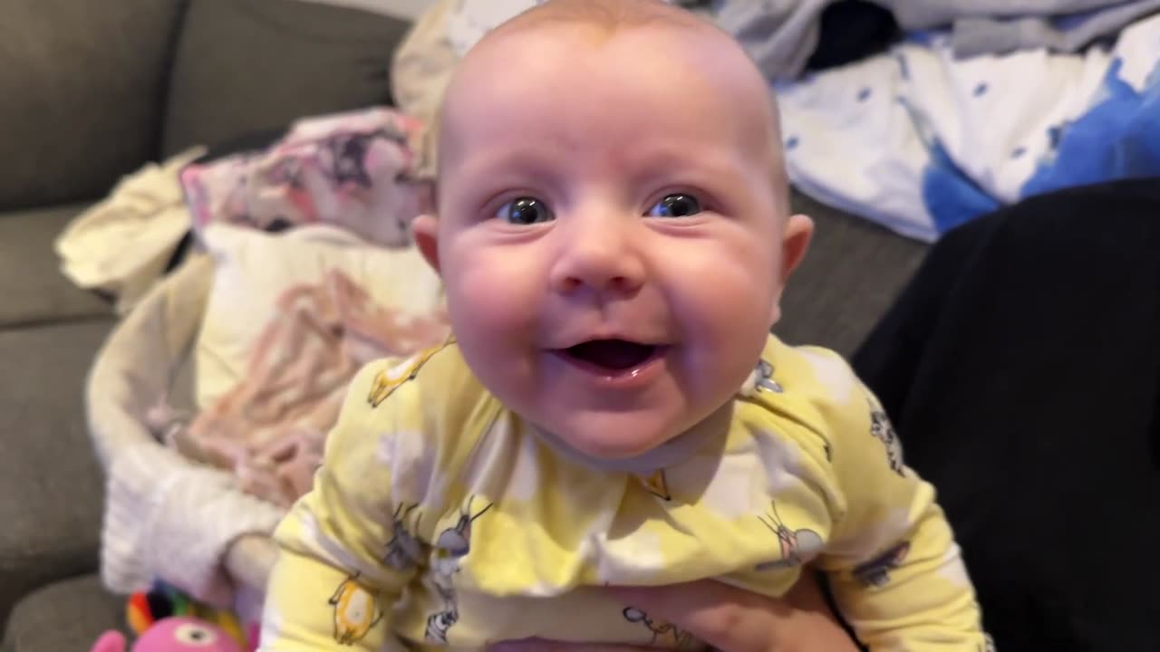 Baby Kayla Day 89: Cute Baby Watching TV - Adorable Baby Vlog Moments
