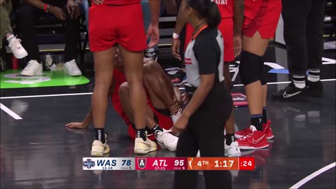 😱 Rookie Thierry INJURES ANKLE, exits with 1min left | Atlanta Dream WNBA women's basketball