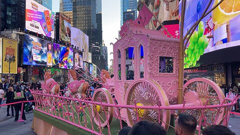 Yvette Mayorga’s Magic Grasshopper (Manhattan)