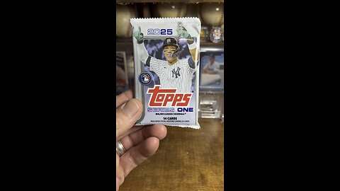 2025 #topps #baseballcards #packopening #toppsseries1 #topps2025 #sportscards #postseason