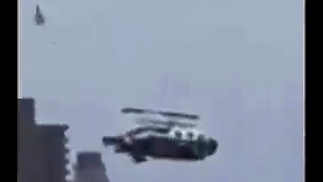 HELICOPTER CRASHES INTO HUDSON RIVER IN NEW YORK CITY, 6 DEAD - NOT MY IDEA OF FUN 💥