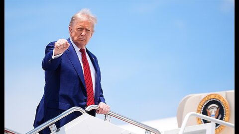 Trump Says Thune Should Keep Senators at Work, Citing Urgent Business