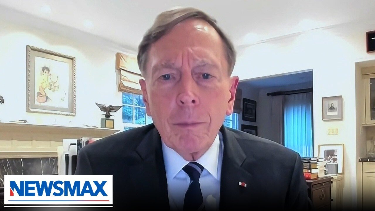 General Petraeus reacts to Operation Epic Fury | The Record with Greta Van Susteren