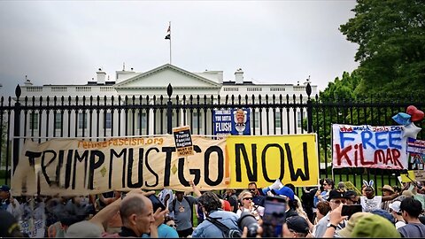 Anti-Trump Protesters Rally Wrapped White House in ‘Crime Scene’ Tape