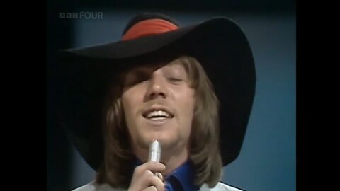 Marmalade Live on BBC (1969) – Life Goes On Portrait Format