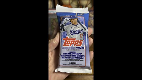 2025 #toppsseries2 Fat #packrip #topps #baseballcards #series2 True Photo hit