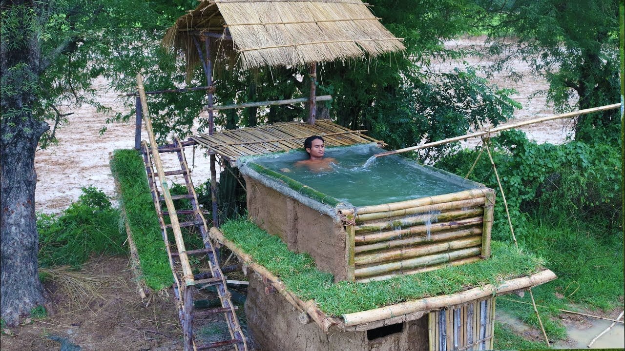 Building Top Roof Swimming Pool on Mud Villa House
